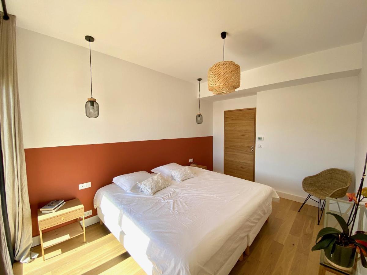 Villas De Standing Avec Magnifique Vue Mer Et Piscines Privees, Sagone Sagone  Bagian luar foto