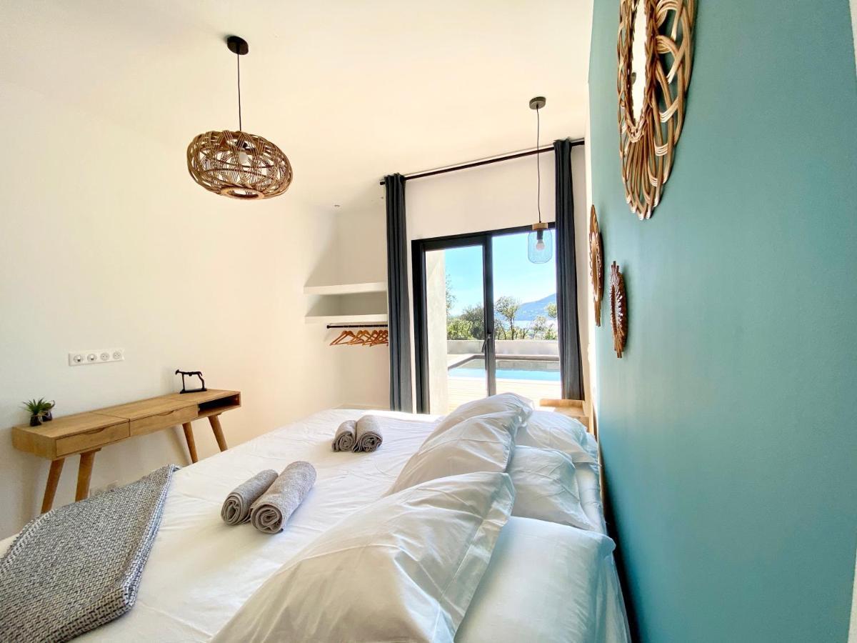 Villas De Standing Avec Magnifique Vue Mer Et Piscines Privees, Sagone Sagone  Bagian luar foto