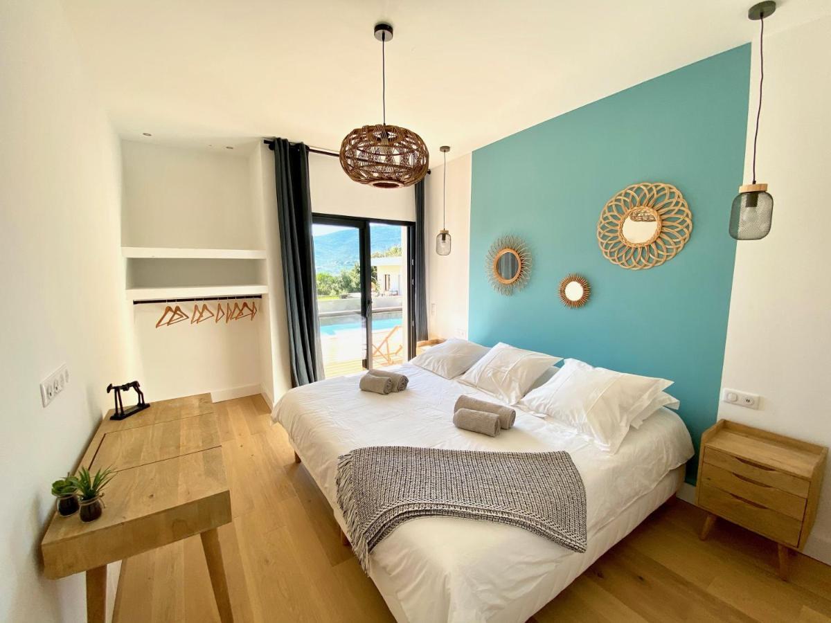 Villas De Standing Avec Magnifique Vue Mer Et Piscines Privees, Sagone Sagone  Bagian luar foto