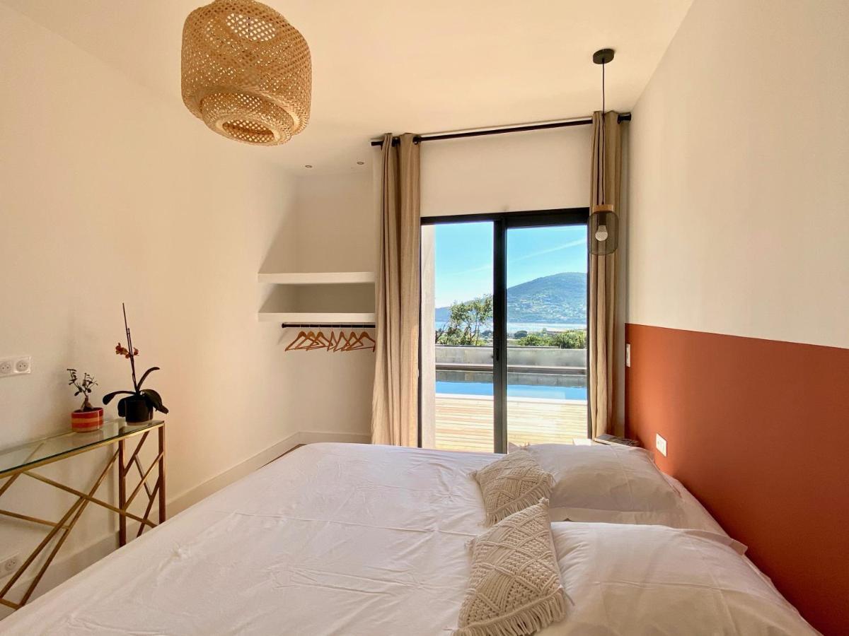 Villas De Standing Avec Magnifique Vue Mer Et Piscines Privees, Sagone Sagone  Bagian luar foto