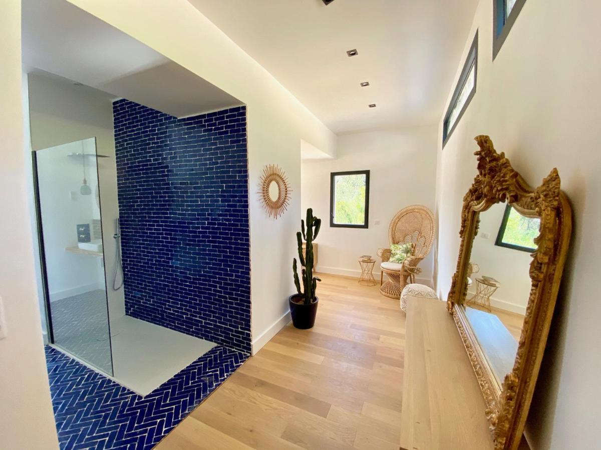 Villas De Standing Avec Magnifique Vue Mer Et Piscines Privees, Sagone Sagone  Bagian luar foto
